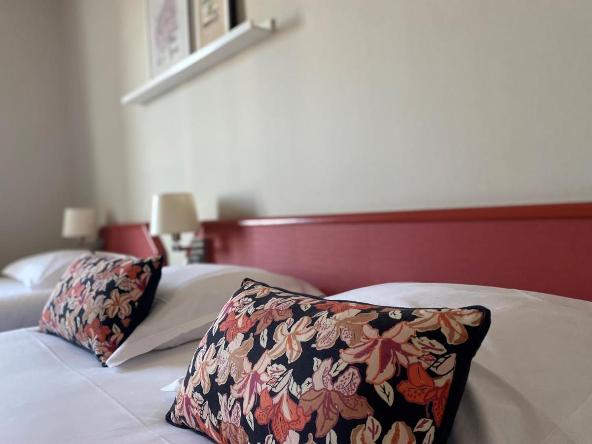 Hotel Marguerite Orléans Kültér fotó